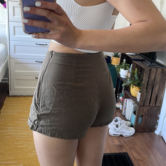 Green/Brown skort/ shorts - Picture 5 of 7